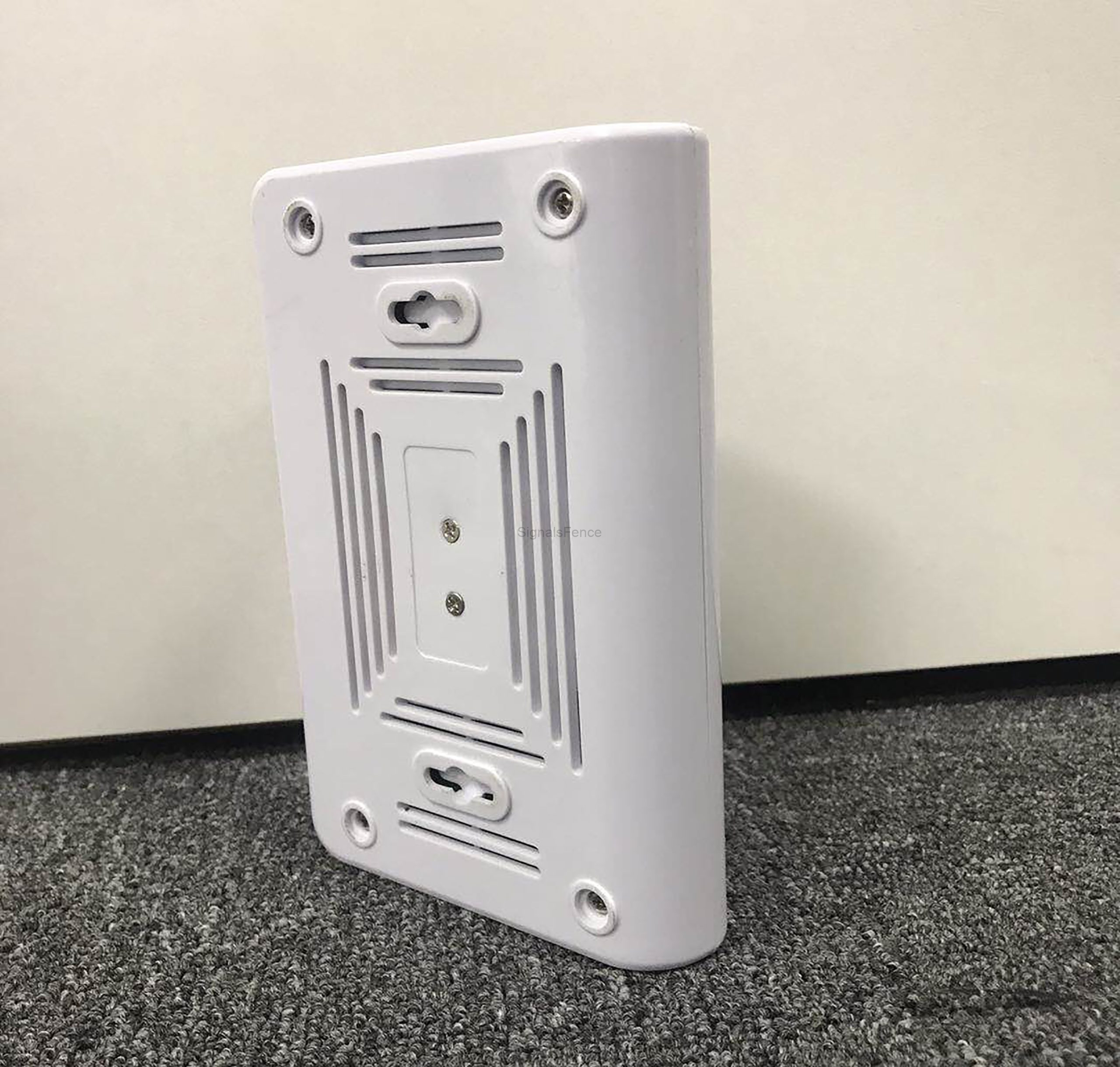 5 Bands Portable Hidden Cell Phone 2G 3G & GPS Signal Jammer with built-in omni antennas (without battery) - immagine 2